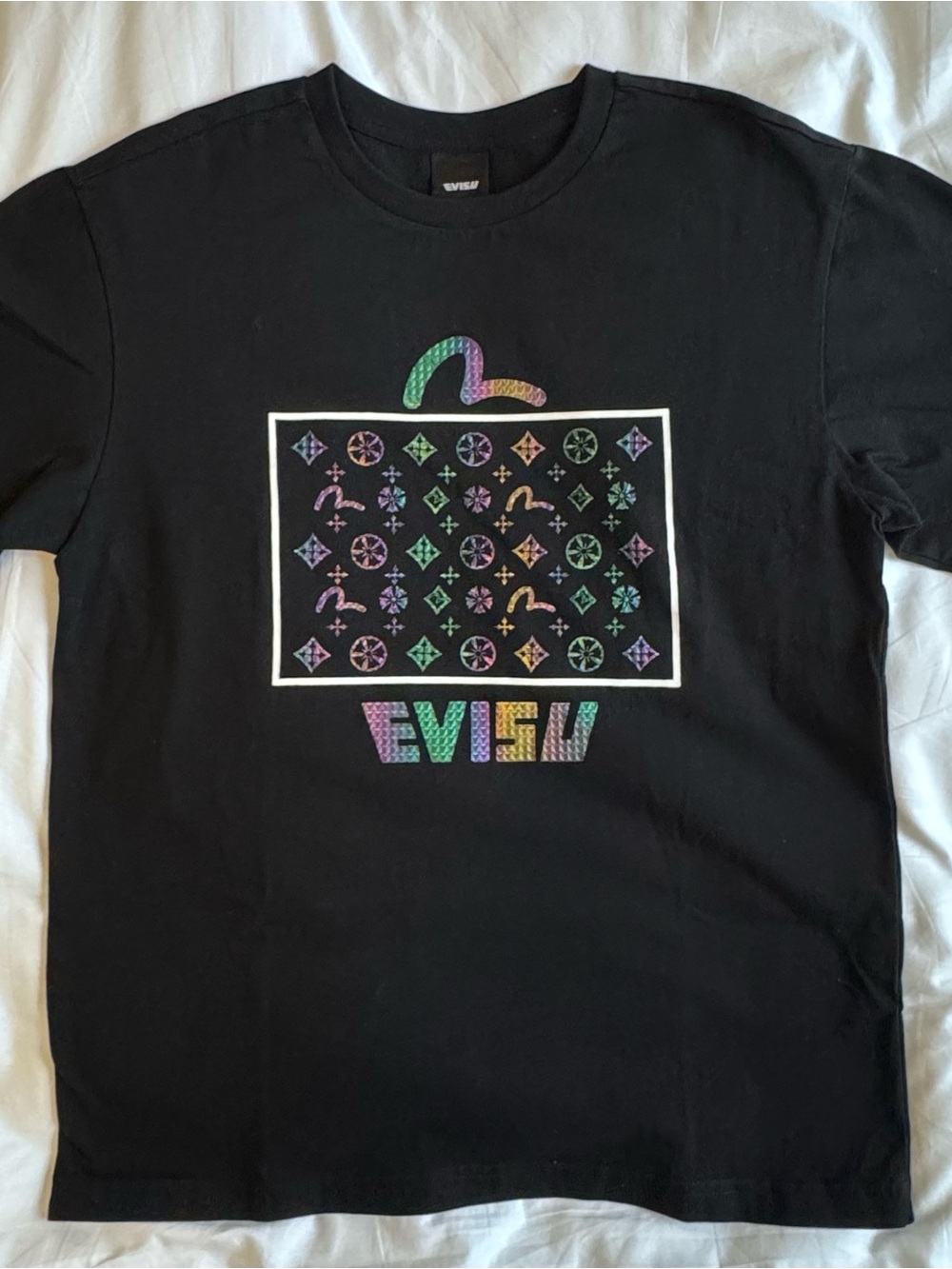 Evisu Tee with Multicolor 'LV' style Holographic Detail. Collectors item (M)